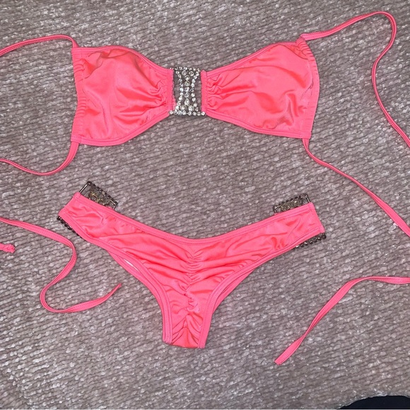 Embellished scrunch butt bikini LMG handmade - Picture 3 of 15